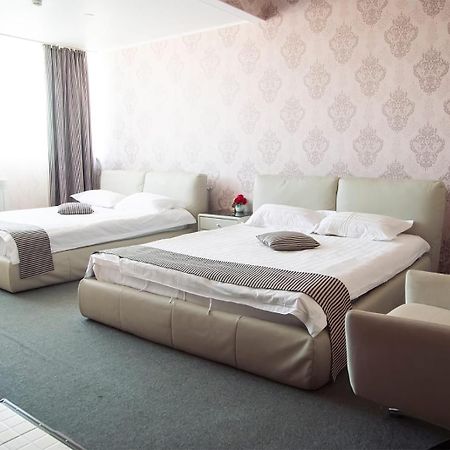 Hotel & Fitness Center Mandarin أكتاو المظهر الخارجي الصورة