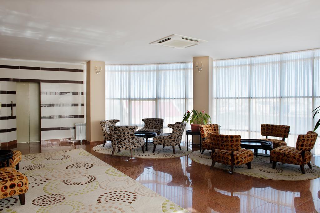 Hotel & Fitness Center Mandarin أكتاو المظهر الخارجي الصورة